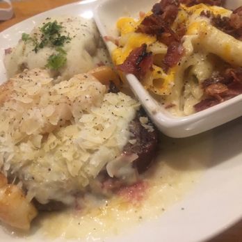 Applebee's Grill + Bar - American Near Me - Bloomington, Illinois