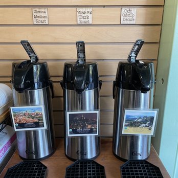 Mojo's Village Cafe - Freshly Brewed Coffee - Coffee & Tea Near Me - Cambria, California