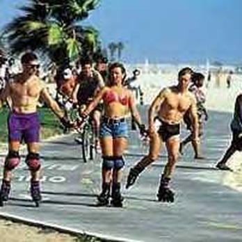 Venice Beach Boardwalk - Beaches Near Me - Venice, California Venice Beach Boardwalk - Beaches Near Me - Venice, California