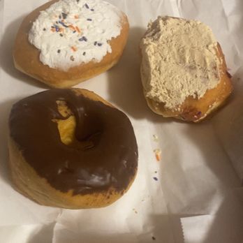 Sweetwater's Donut Mill - Chocolate frosted, raspberry filled, peanut butter jelly. - Donuts Near Me - Kalamazoo, Michigan Sweetwater's Donut Mill - Chocolate frosted, raspberry filled, peanut butter jelly. - Donuts Near Me - Kalamazoo, Michigan