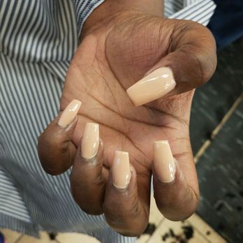 The Pamper Room Nail Spa - Nail Salons Near Me - Oak Park, Illinois