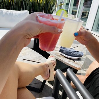 Offshore Rooftop - Drinks - New American Near Me - Chicago, Illinois