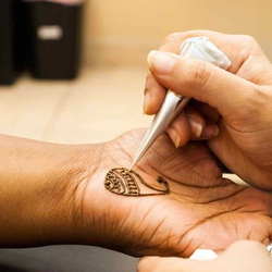 House of Beauty Eyebrow Threading