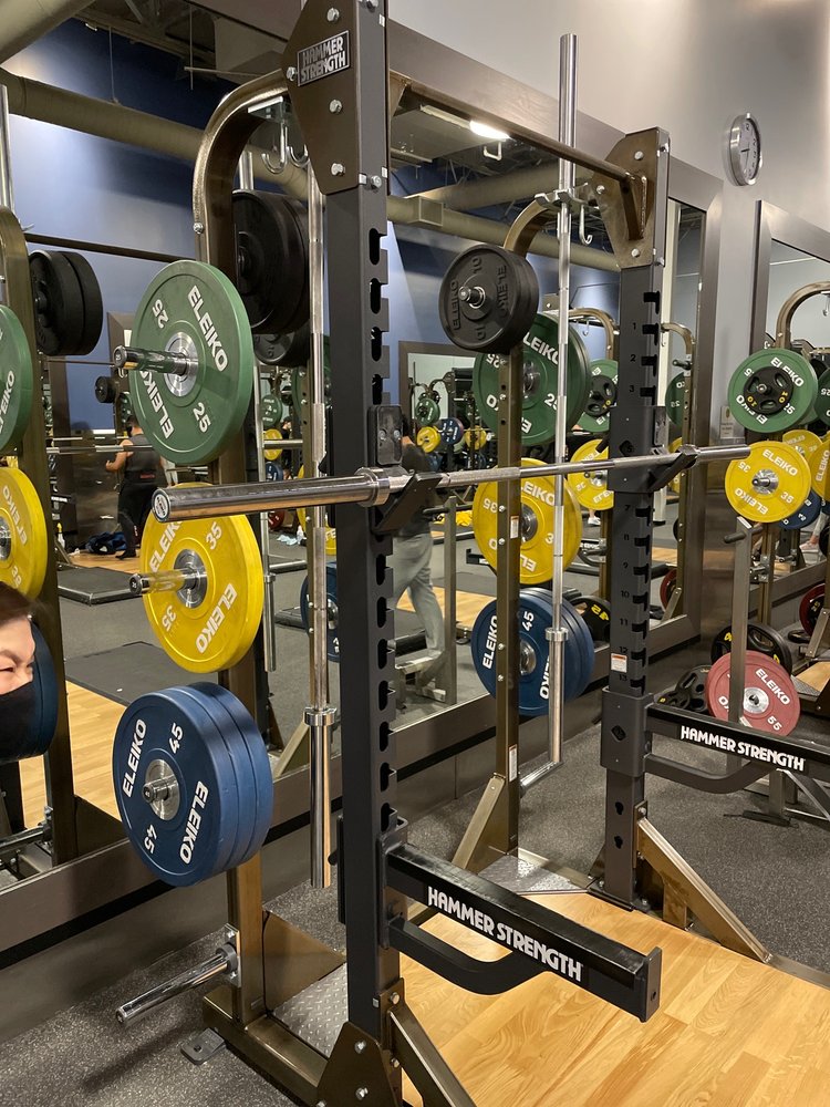 GOLD’S GYM 186 Photos & 643 Reviews 1973 W Malvern Ave, Fullerton