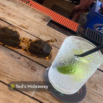 Ted's Hideaway - Sports Bars Near Me - Miami Beach, Florida