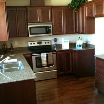 Acme Suites - Hotels Near Me - Medford, Oregon