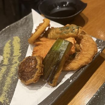 Tane Vegan Izakaya - Sushi Bars Near Me - Honolulu, Hawaii