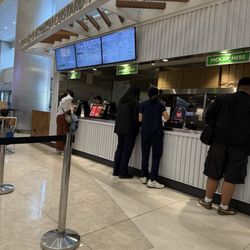 Shake Shack - Seating