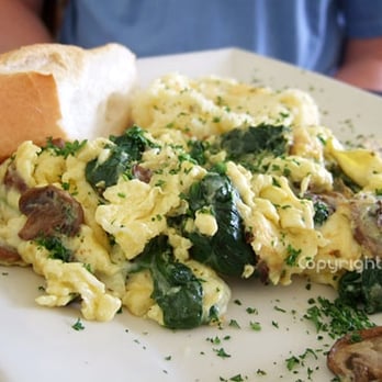 Starling Diner - Spinach, mushroom, and Jack cheese scramble - New American Near Me - Long Beach, California