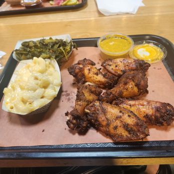 Smokehouse Q - Smoked wings with collard greens and Mac n cheese - Barbeque Near Me - Marietta, Georgia Smokehouse Q - Smoked wings with collard greens and Mac n cheese - Barbeque Near Me - Marietta, Georgia