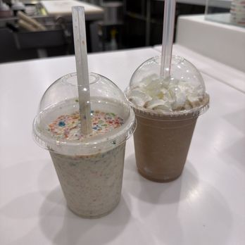 Creamistry - Two milkshake drinks - Ice Cream & Frozen Yogurt Near Me - Menifee, California
