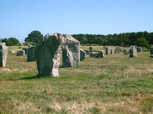 Alignements of Carnac by null