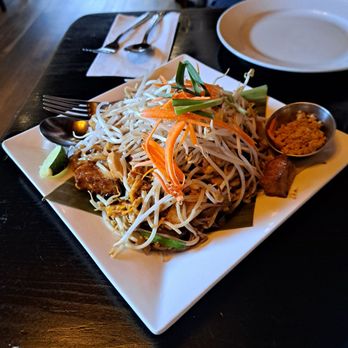 Patsara Thai Restaurant - Pad thai - Thai Near Me - New Westminster, British Columbia Patsara Thai Restaurant - Pad thai - Thai Near Me - New Westminster, British Columbia