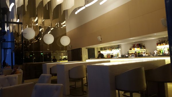 Cloud 23 Cocktail Bar by null