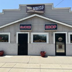 Smokers Only Smoke Shop - Smoke shop