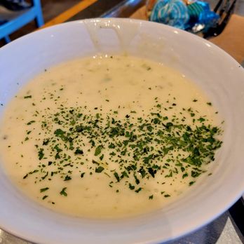 California Fish Grill - Clam chowder. - Seafood Near Me - Mesa, Arizona California Fish Grill - Clam chowder. - Seafood Near Me - Mesa, Arizona