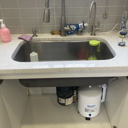 PureLux H2O - Our drinking systems don't take much space. We know how important the space is under your kitchen sink. We got you covered!