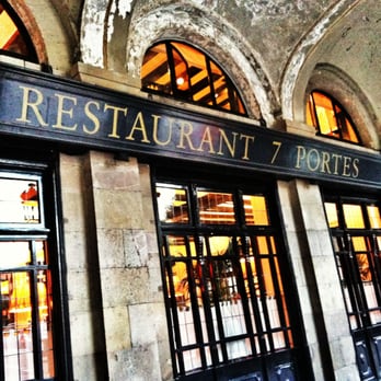 7 Portes - front gate - Mediterranean Near Me - Barcelona, B