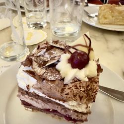 Café Eber - Schwarzwälder Kirschkuchen