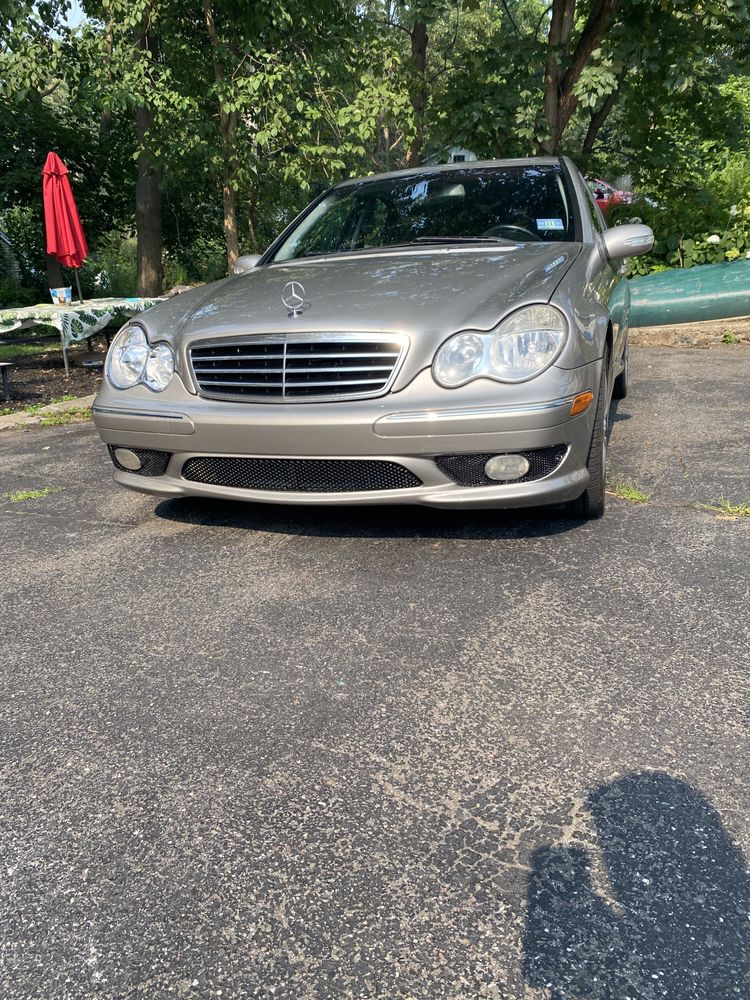 CROWLEY AUTO BODY Updated October 2024 24 Redstone St, Bristol