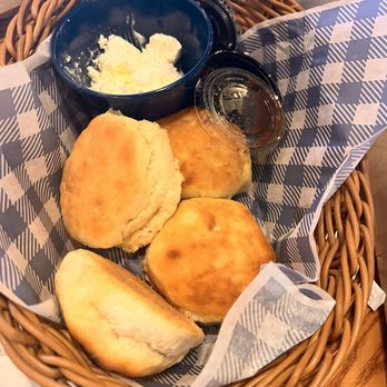 Cracker Barrel Old Country Store - American Near Me - Valrico, Florida