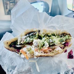 Falafel pita