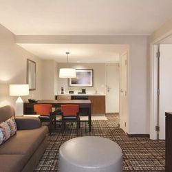 Embassy Suites by Hilton Oklahoma City Downtown Medical Center - Guest room