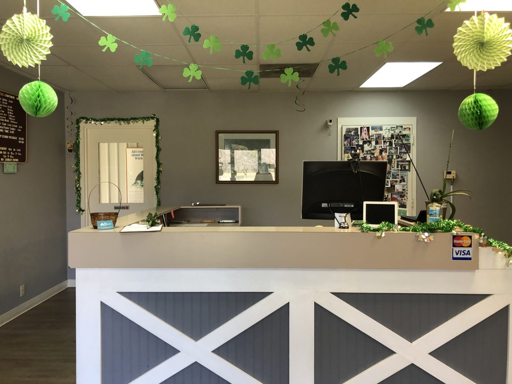 PETS COMPANION INN Updated August 2024 8411 Roxboro Rd, Durham