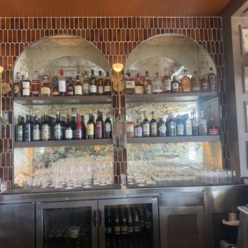 Noble Ace - Bar Area - Bars Near Me - Laguna Beach, California Noble Ace - Bar Area - Bars Near Me - Laguna Beach, California