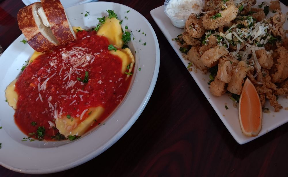 GOODFELLAS PIZZA & PASTA Updated August 2024 51 Photos & 225