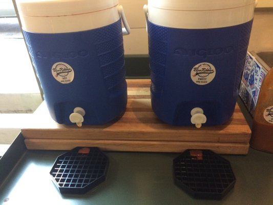 Blue Ribbon BBQ by null