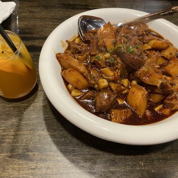 Jiang Nan - Braised beef brisket with potatoes - Chinese Near Me - Flushing, New York Jiang Nan - Braised beef brisket with potatoes - Chinese Near Me - Flushing, New York