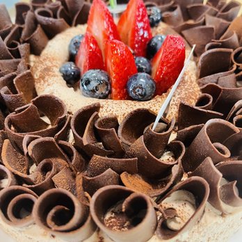 Tous Les Jours - Chocolate Cake - Coffee & Tea Near Me - Midvale, Utah Tous Les Jours - Chocolate Cake - Coffee & Tea Near Me - Midvale, Utah