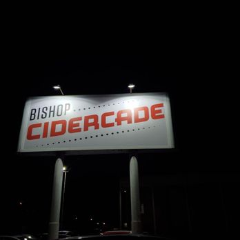 Cidercade Austin - Outside - Pizza Near Me - Austin, Texas