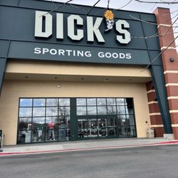 DICK'S Sporting Goods
