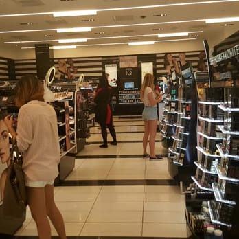 SEPHORA - Cosmetics & Beauty Supply Near Me - Huntington Beach, California