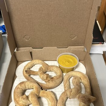 Mellow Mushroom Savannah - Vegan pretzels (half) no salt - Pizza Near Me - Savannah, Georgia Mellow Mushroom Savannah - Vegan pretzels (half) no salt - Pizza Near Me - Savannah, Georgia