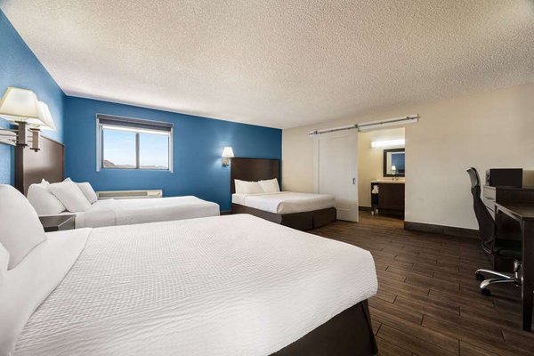 CLOSED - Red Roof Inn Kingman by null