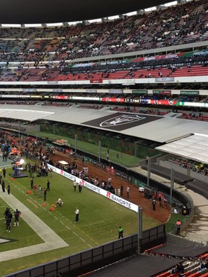 Estadio Azteca by null