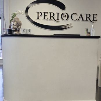 PerioCare Hawaii - Receptionist desk - Cosmetic Dentists Near Me - Honolulu, Hawaii PerioCare Hawaii - Receptionist desk - Cosmetic Dentists Near Me - Honolulu, Hawaii