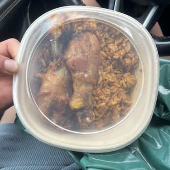 Golden Safari - Jollof rice with chicken - African Near Me - Hayward, California Golden Safari - Jollof rice with chicken - African Near Me - Hayward, California