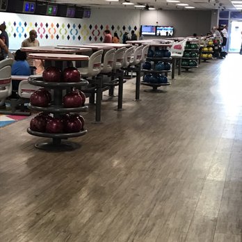 Vestavia Bowl - House balls - Bowling Near Me - Vestavia, Alabama Vestavia Bowl - House balls - Bowling Near Me - Vestavia, Alabama