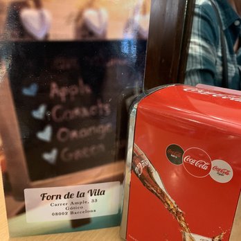 Forn de La Vila - Bakeries Near Me - Barcelona, B