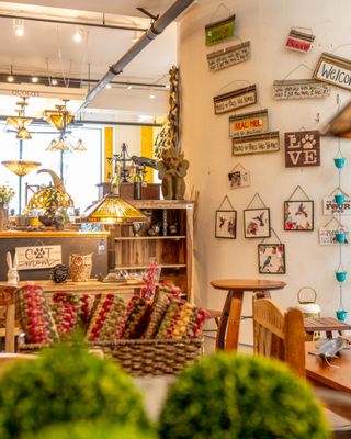 Grove Arcade by null