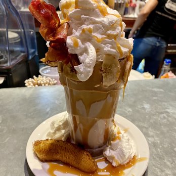 Boston Burger - The King Frappe - GET THIS!!! - Burgers Near Me - Boston, Massachusetts