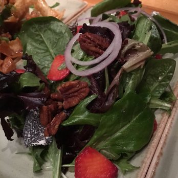 Milestones - California salad - Comfort Food Near Me - Mississauga, Ontario Milestones - California salad - Comfort Food Near Me - Mississauga, Ontario