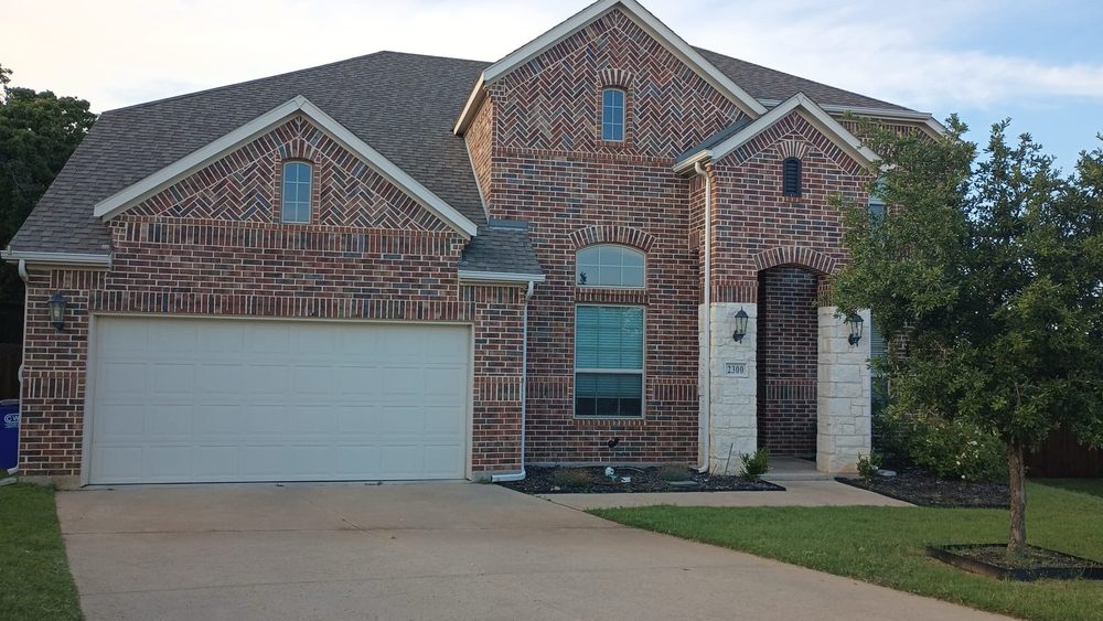 Slide of Onyx Storm Roofing