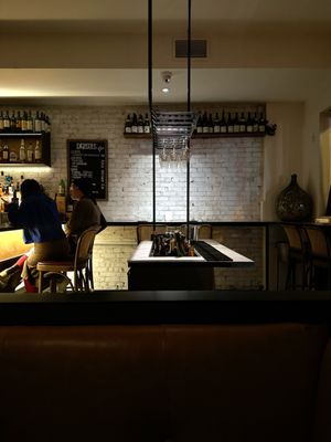 Vinoteca Pompette Restaurant by null