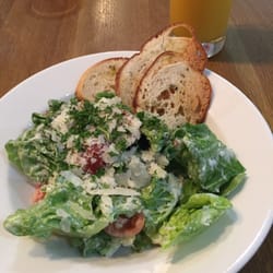 Trattoria Il Forno - Don't miss their salad. Very fresh
