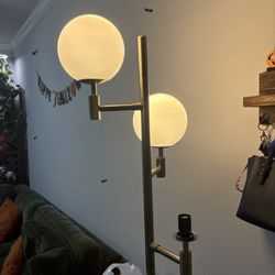 Kirkland's - The lamp itself